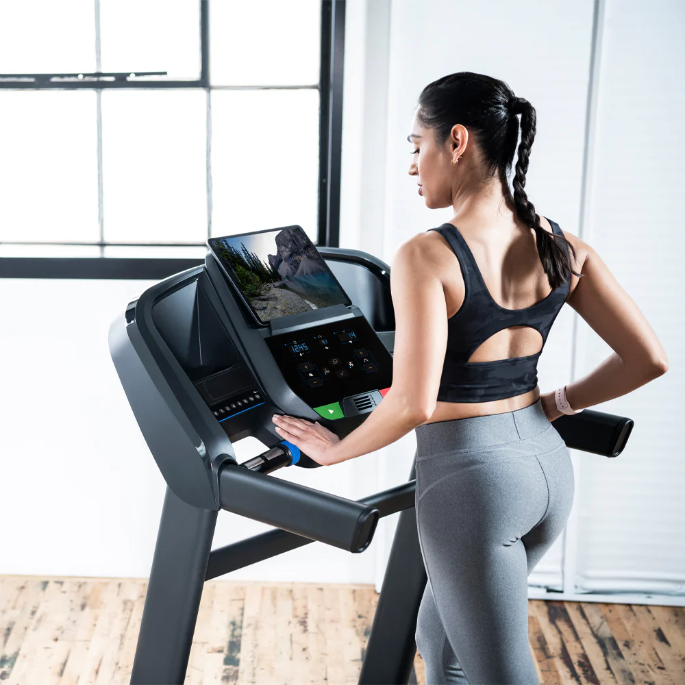 Horizon T202-26 Treadmill - Image 3