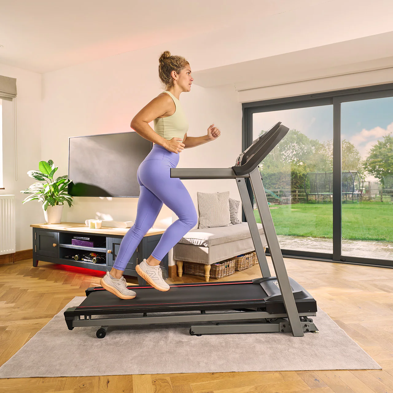 Schwinn SFT3.5 Treadmill - Image 3